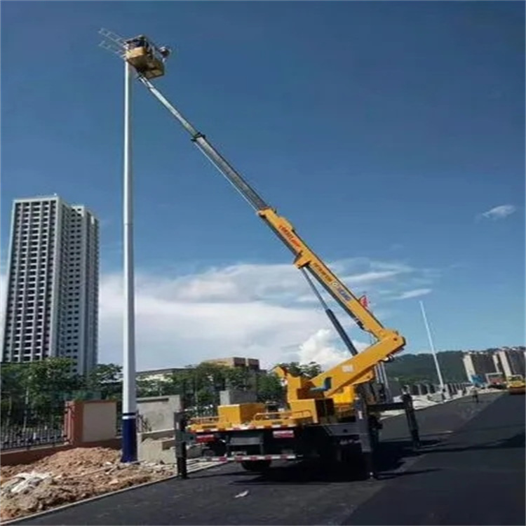 蓬莱维修路灯的曲臂升降车出租